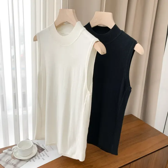 Women′s Sleeveless Base Bottoming Shirt Knitting Apparel 